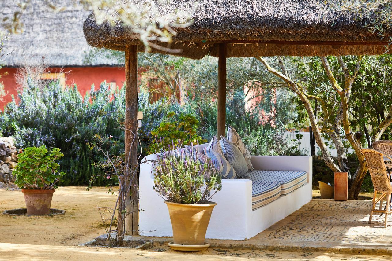 Hotel Hacienda De San Rafael Las Cabezas de San Juan Zewnętrze zdjęcie